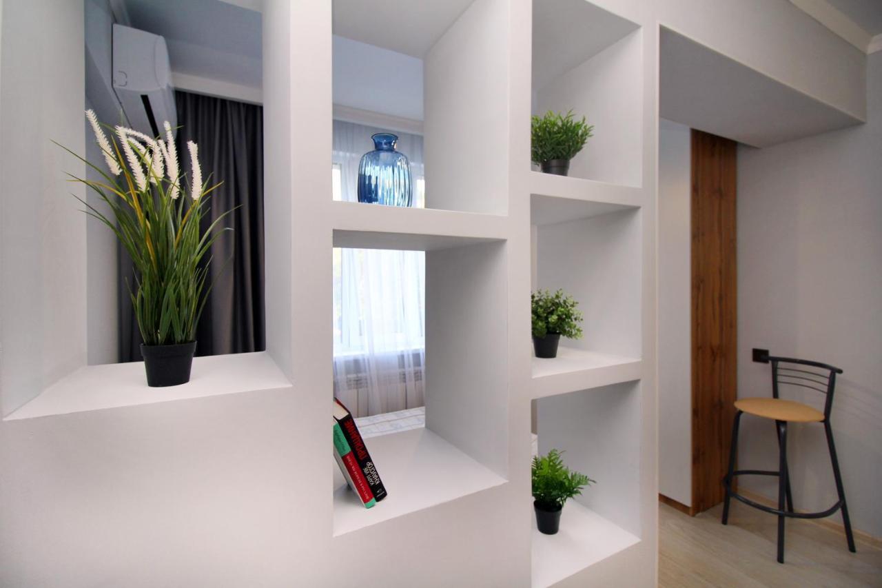 Cozy Studio In The Best Area! 3 Almaty Exterior photo
